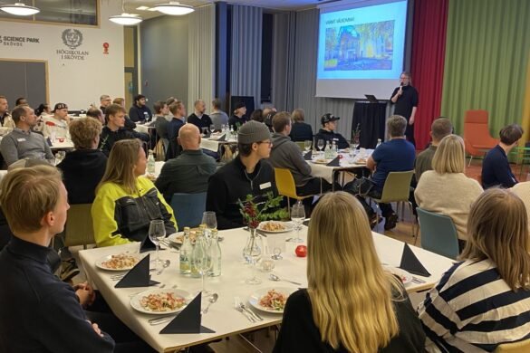 Karriärlunch - där elever, högskolestudenter och företag möts